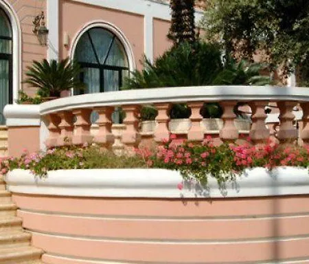 מלון Park Sant'elia פאסאנו